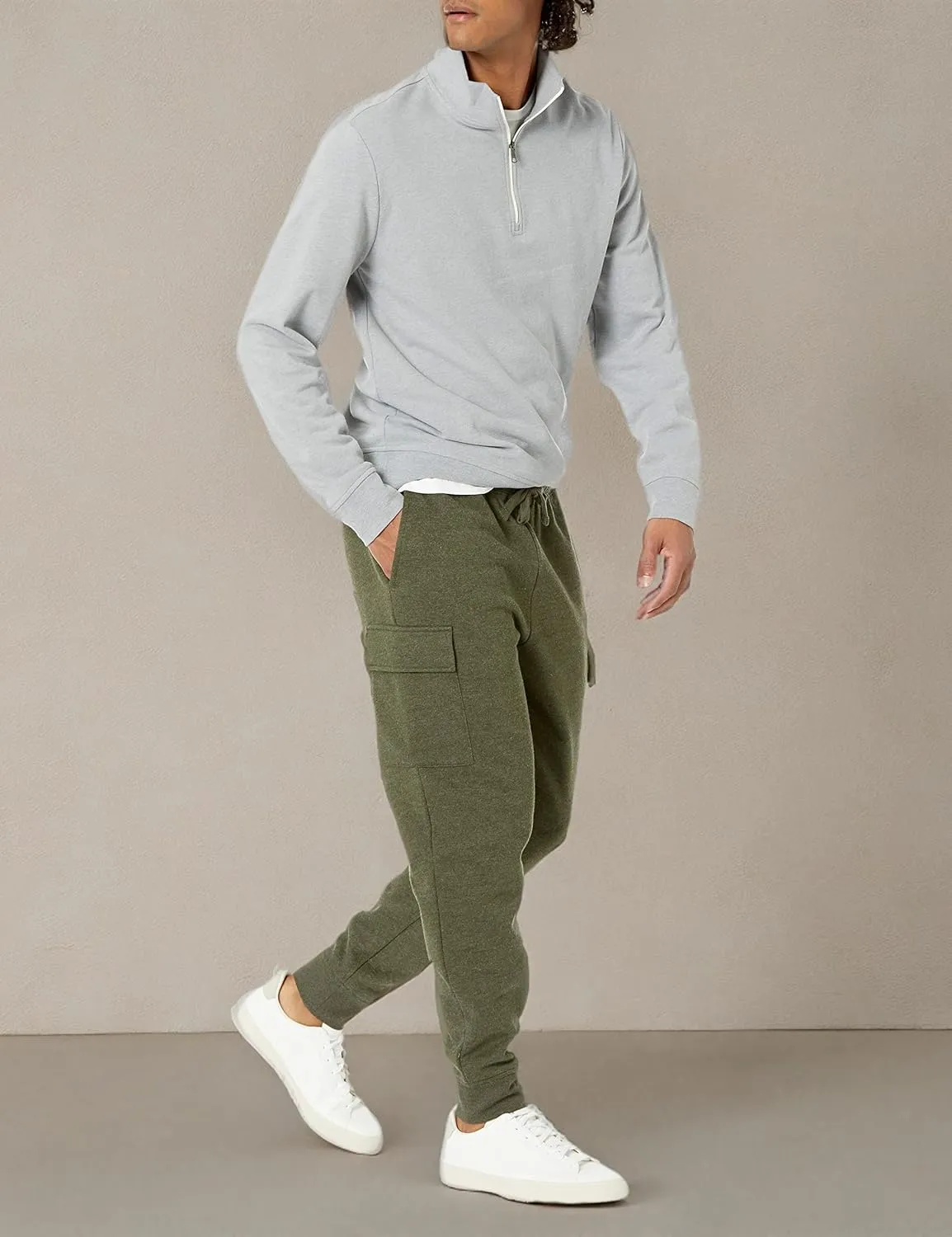 Amazon Essentials Cargo Sweatpants for Men - Fleece Jogger