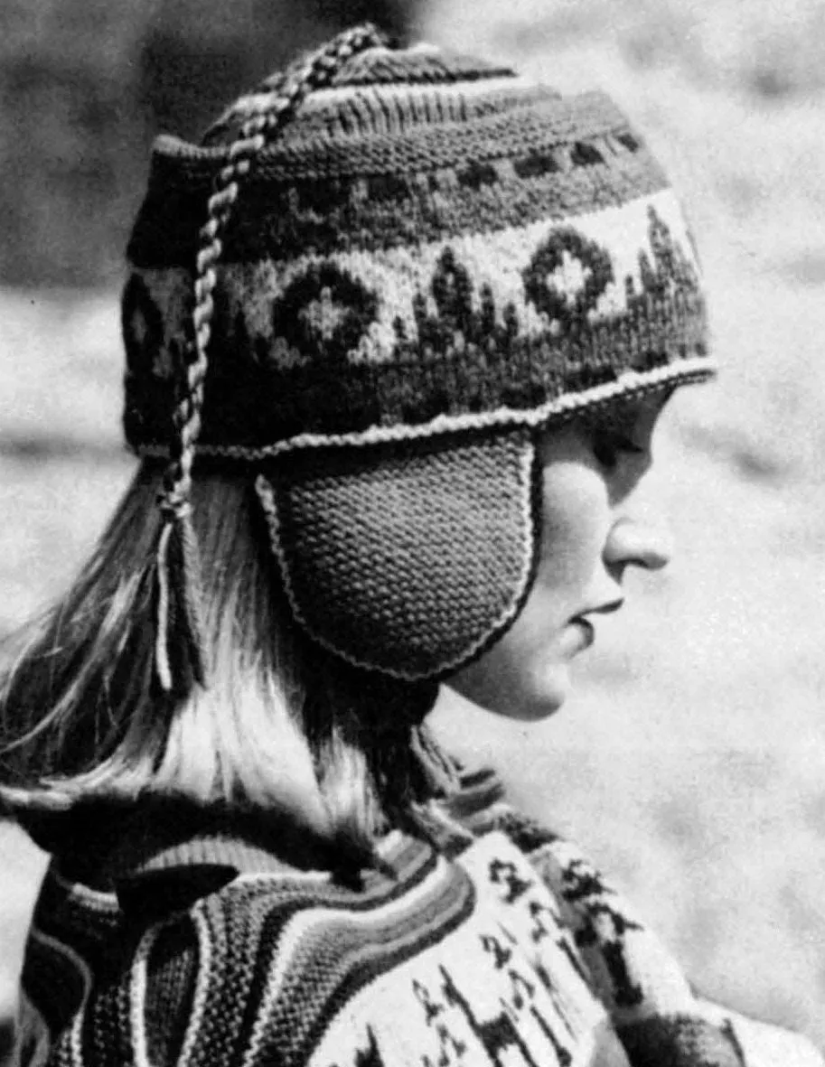 Knitted Ladies Poncho Pattern, Fringed Peruvian Style Ladies Poncho and Hat, Instant Download