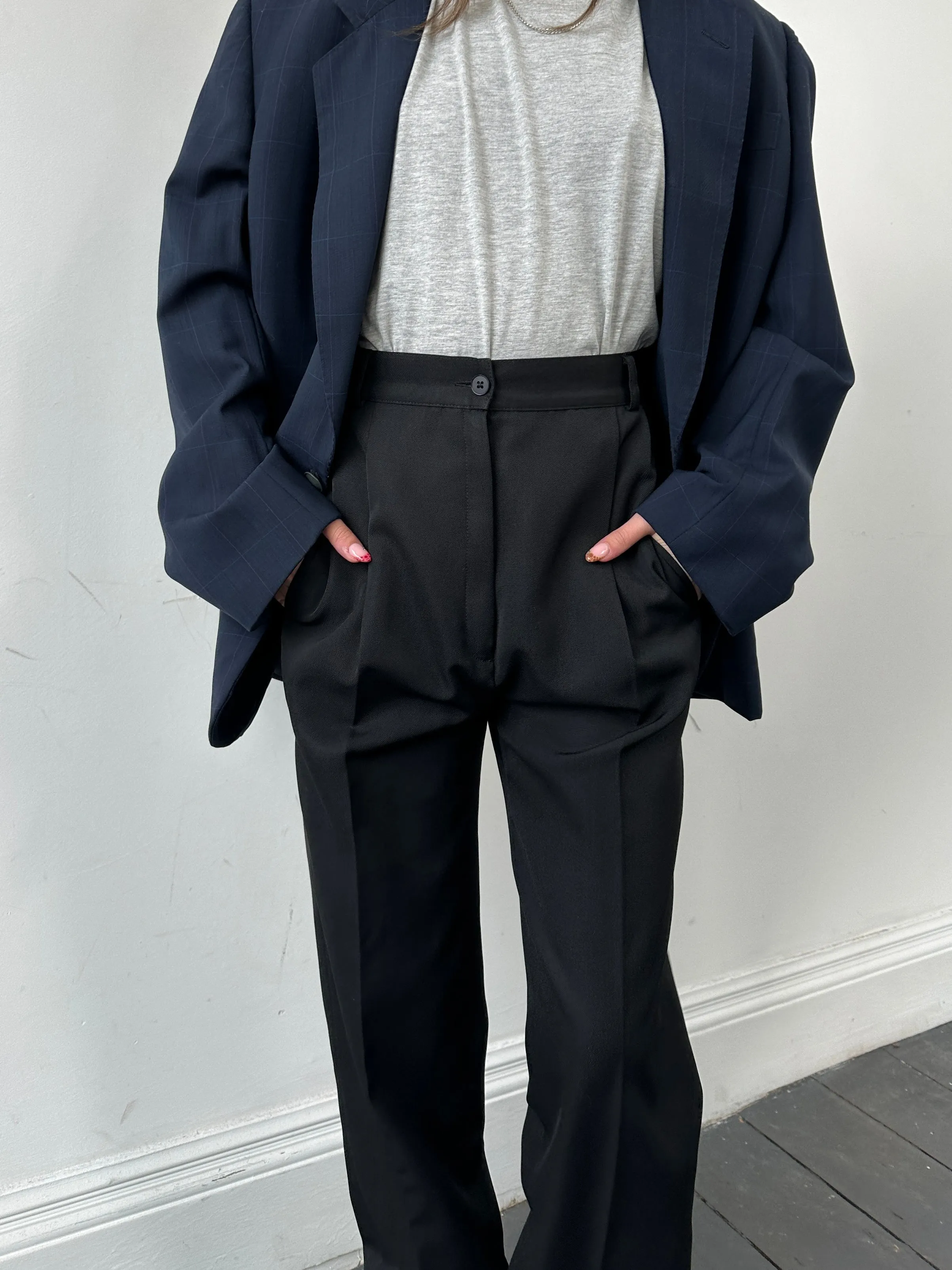 Luisa Spagnoli Wool Tapered Leg Tailored Trousers - W26