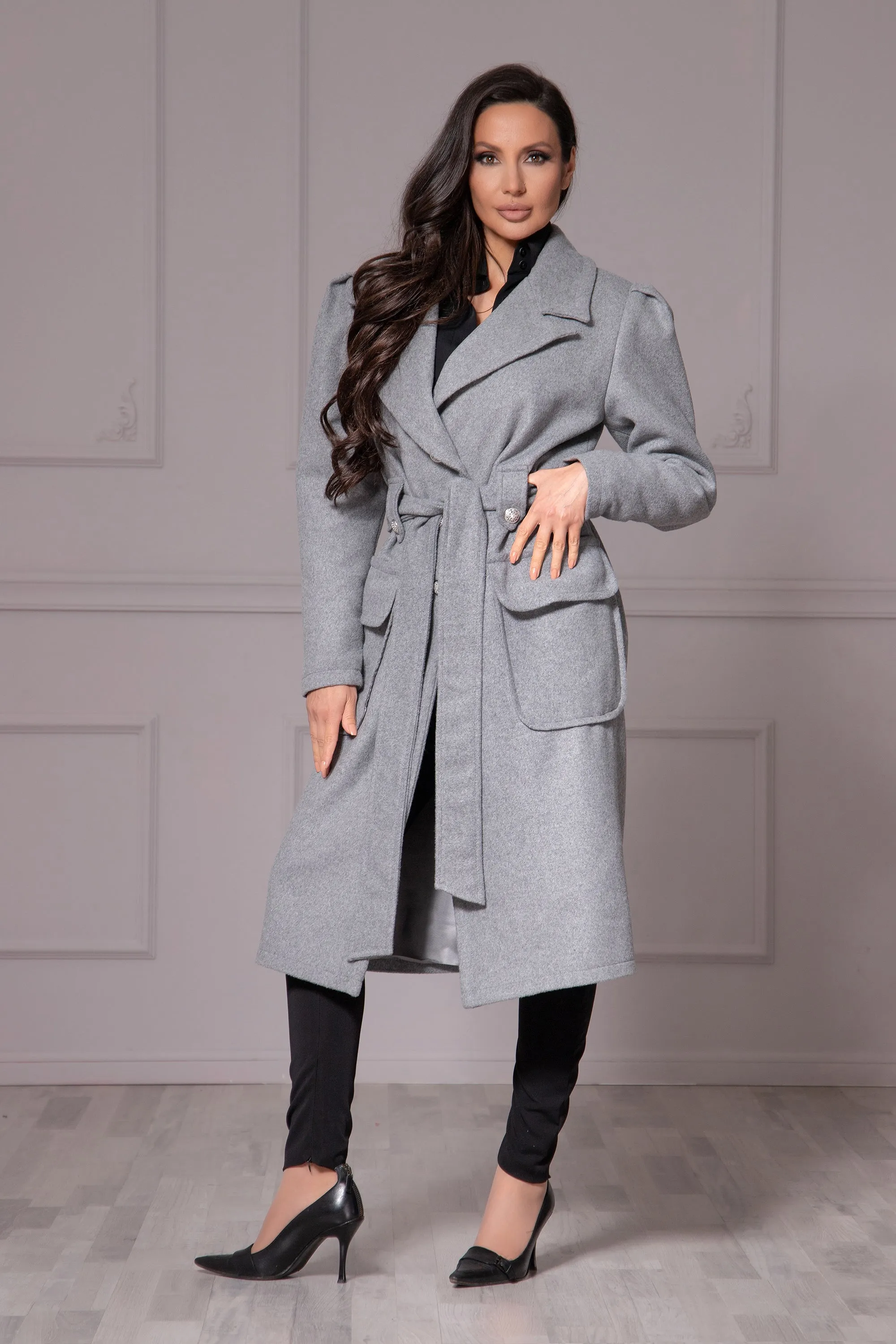VINTAGE-INSPIRED COAT
